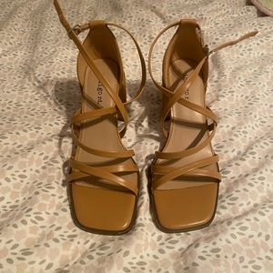 tan heels